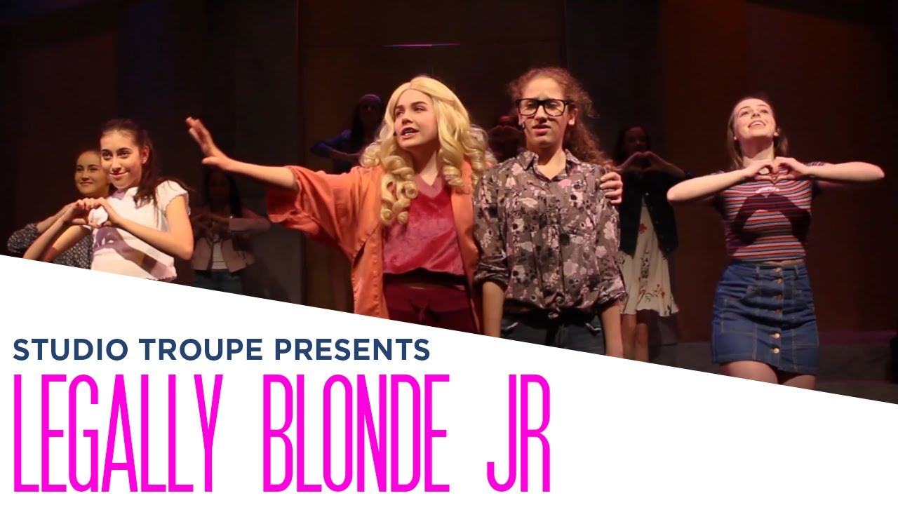 Studio Legally Blonde